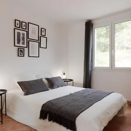 Figuier De Prive Apartmán *